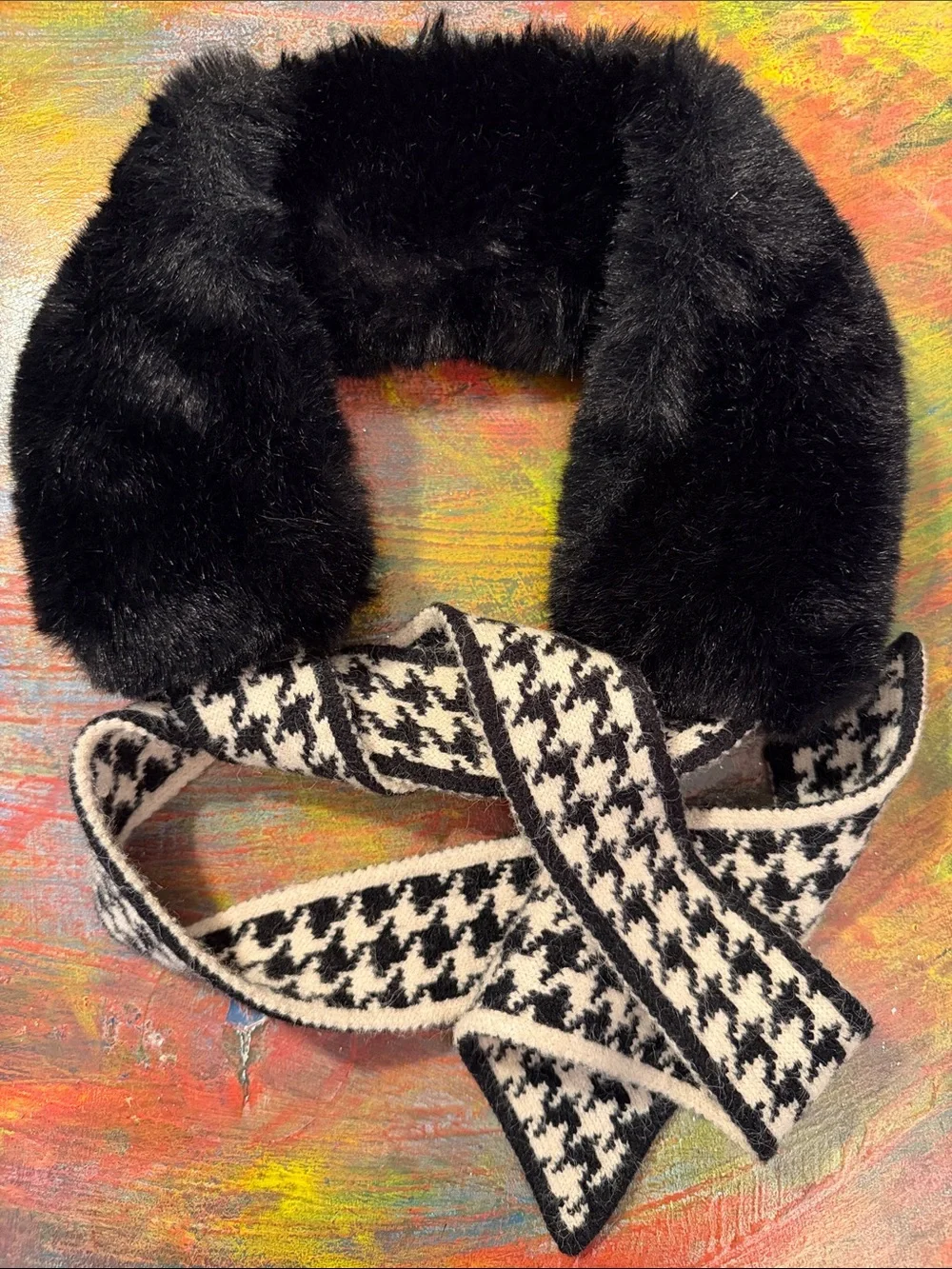 Faux Fur Neck Scarf Houndstooth Foulard Black White Tie
